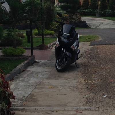 Yamaha NMAX 125 — 2022, 9 000 km