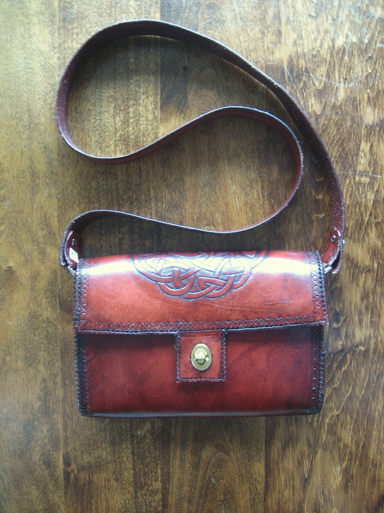 Sac à main en cuir véritable — artisanat de Marrakech