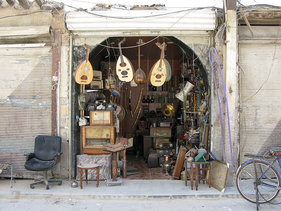 Oud marocain — bois de noyer, sonorité chaude