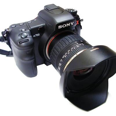 Canon EOS 250D + objectif 18-55 — 8 000 déclenchements