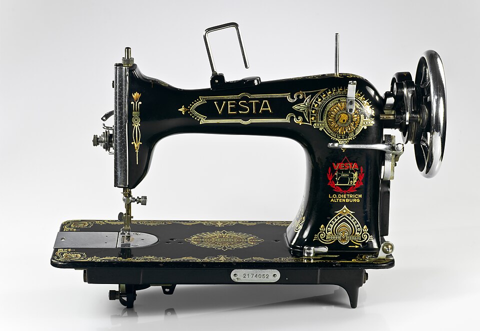 Machine à coudre Singer mécanique — révisée